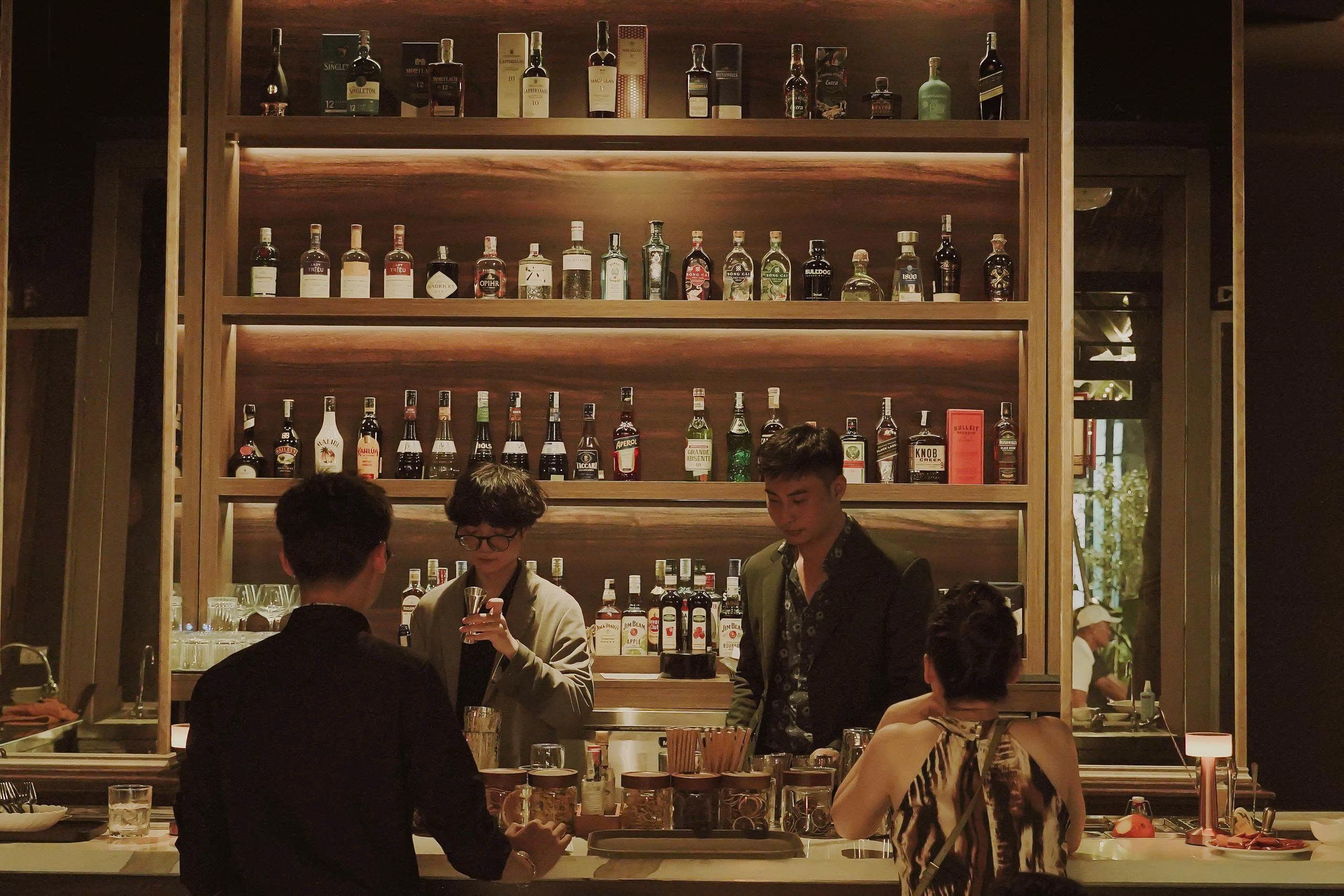 CỎ COCKTAIL & WINE