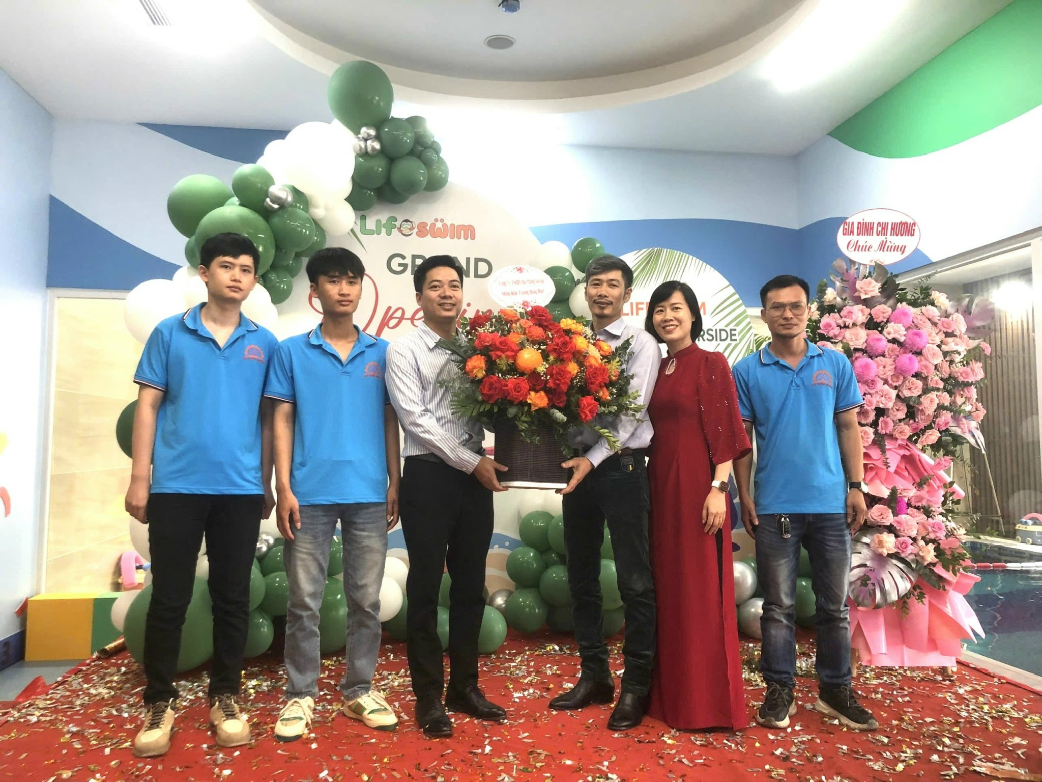 LIFESWIM - TRƯỜNG BƠI CHIM CÁNH CỤT