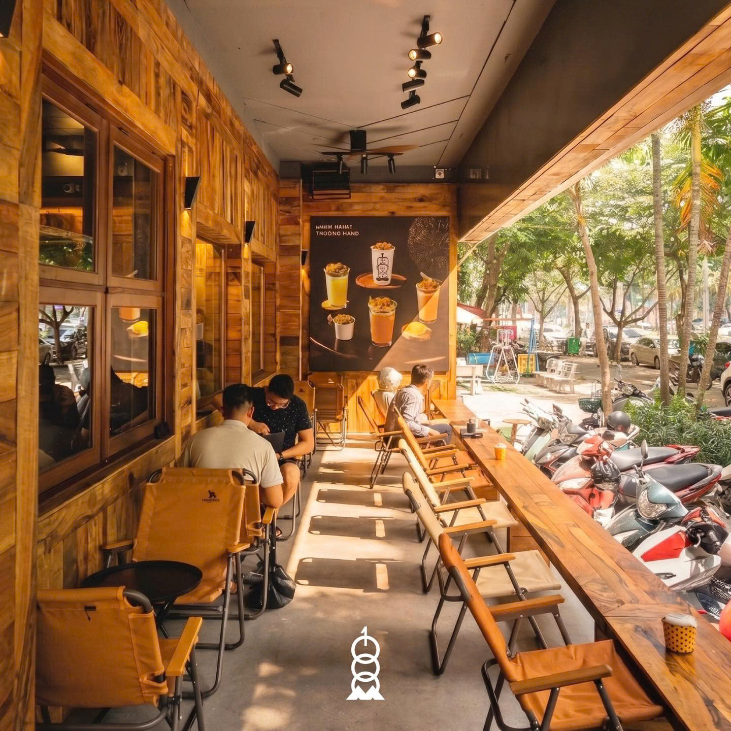 QUÁN TRÀ 1000M 2 HÀM NGHI