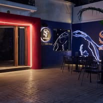 SILVER FOX - COCKTAIL BAR