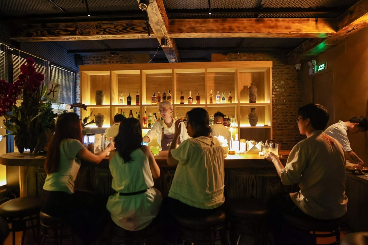 THE QUARTER CLUB BY HILINK