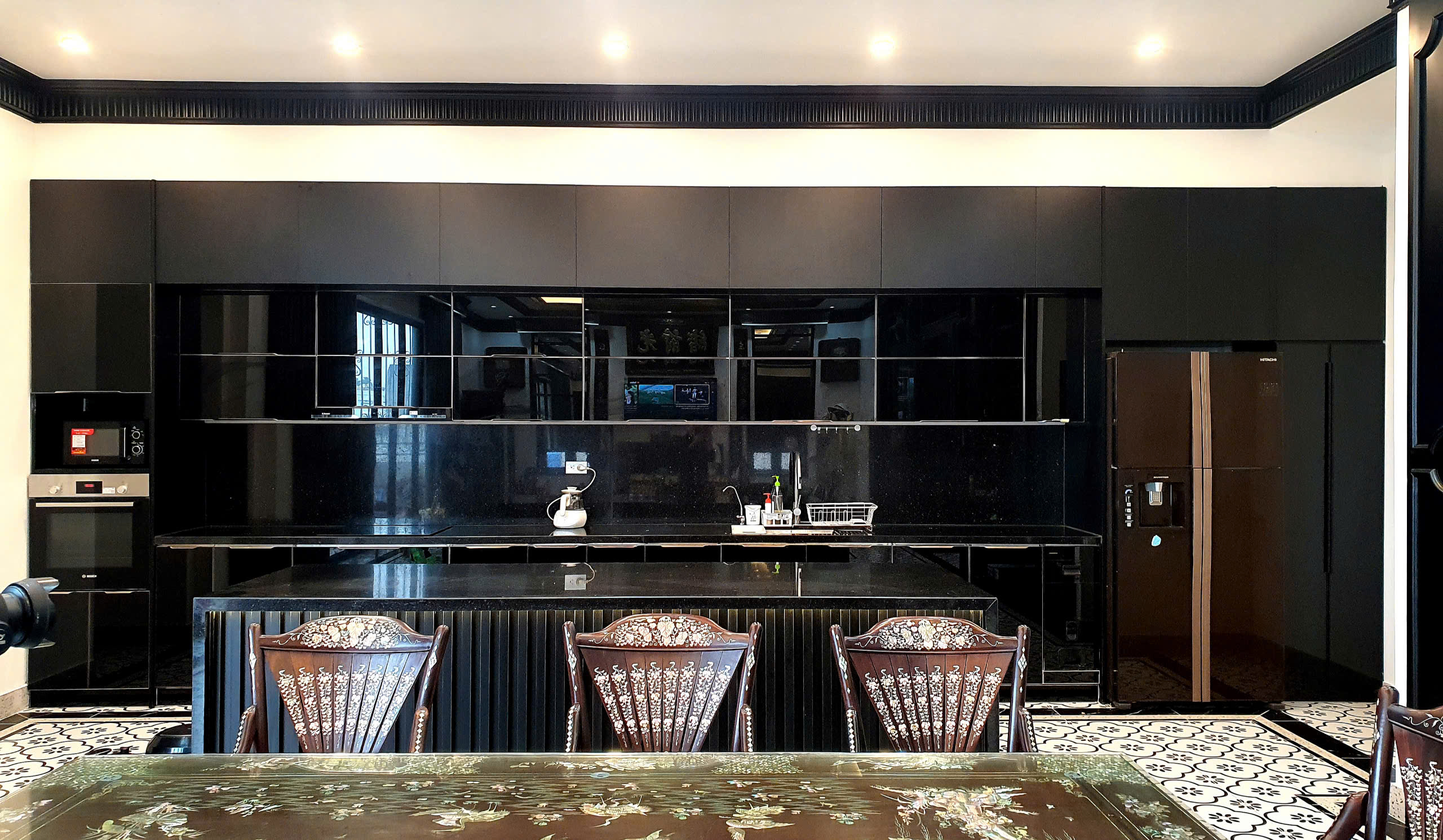 TỦ BẾP INOX CÁNH KÍNH (A.CƯỜNG - TP.BẮC NINH)