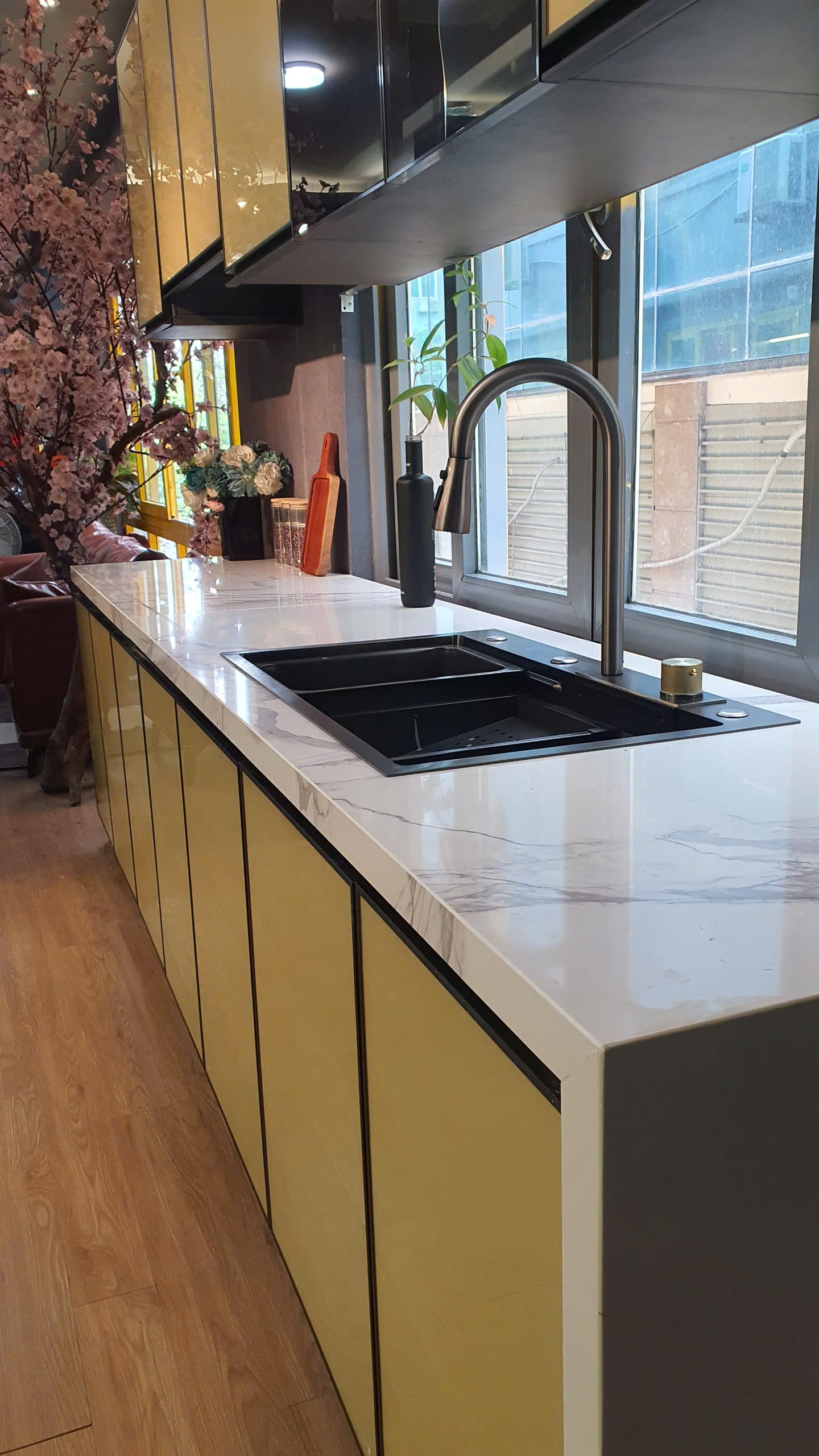 TỦ BẾP INOX CÁNH KÍNH (A.ĐỨC - HẠ LONG)