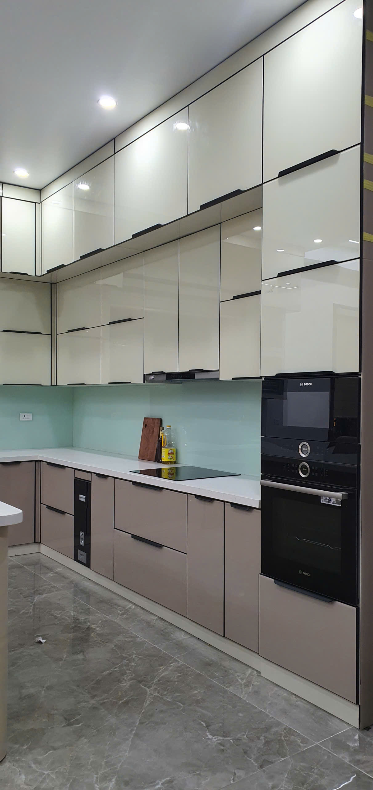 TỦ BẾP INOX CÁNH KÍNH (C.HOA - HẢI PHÒNG)