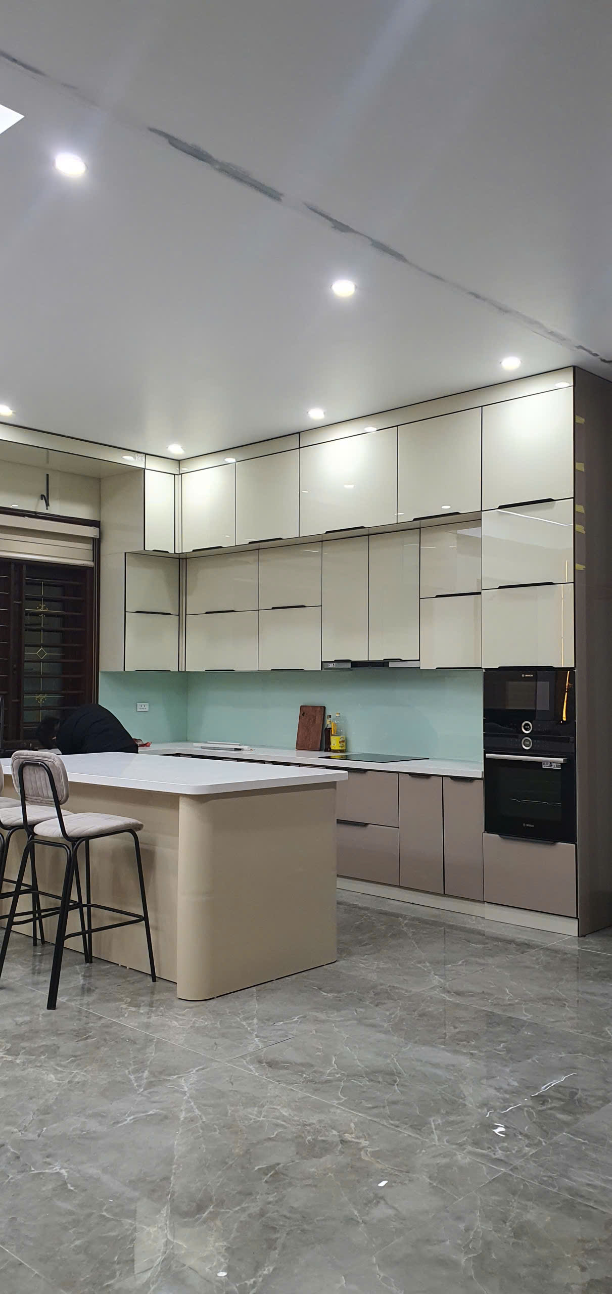 TỦ BẾP INOX CÁNH KÍNH (C.HOA - HẢI PHÒNG)