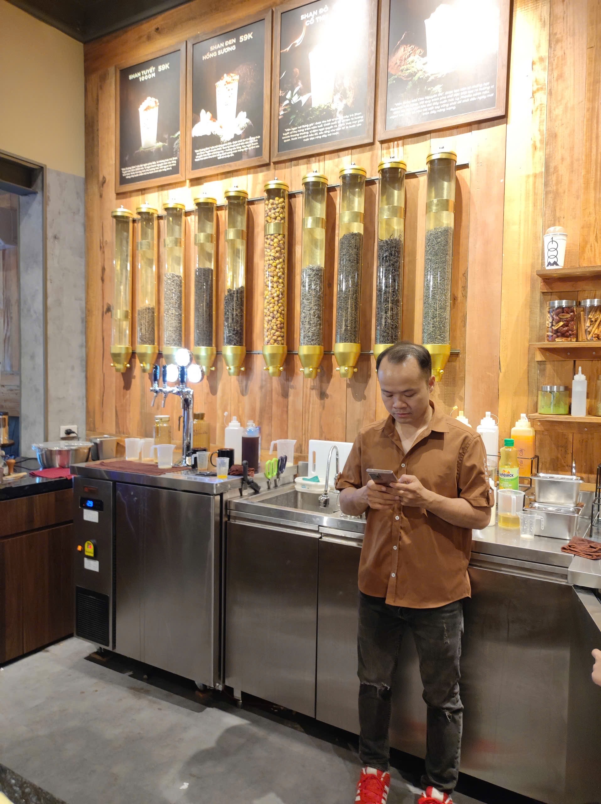 Tủ rót trà 1 trụ 3 vòi (3 keg 20L)